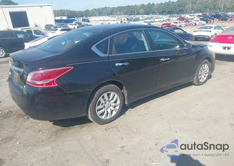 2013 Nissan Altima 2.5 S z USA, uszkodzony, nr VIN 1N4AL3AP0DC218300